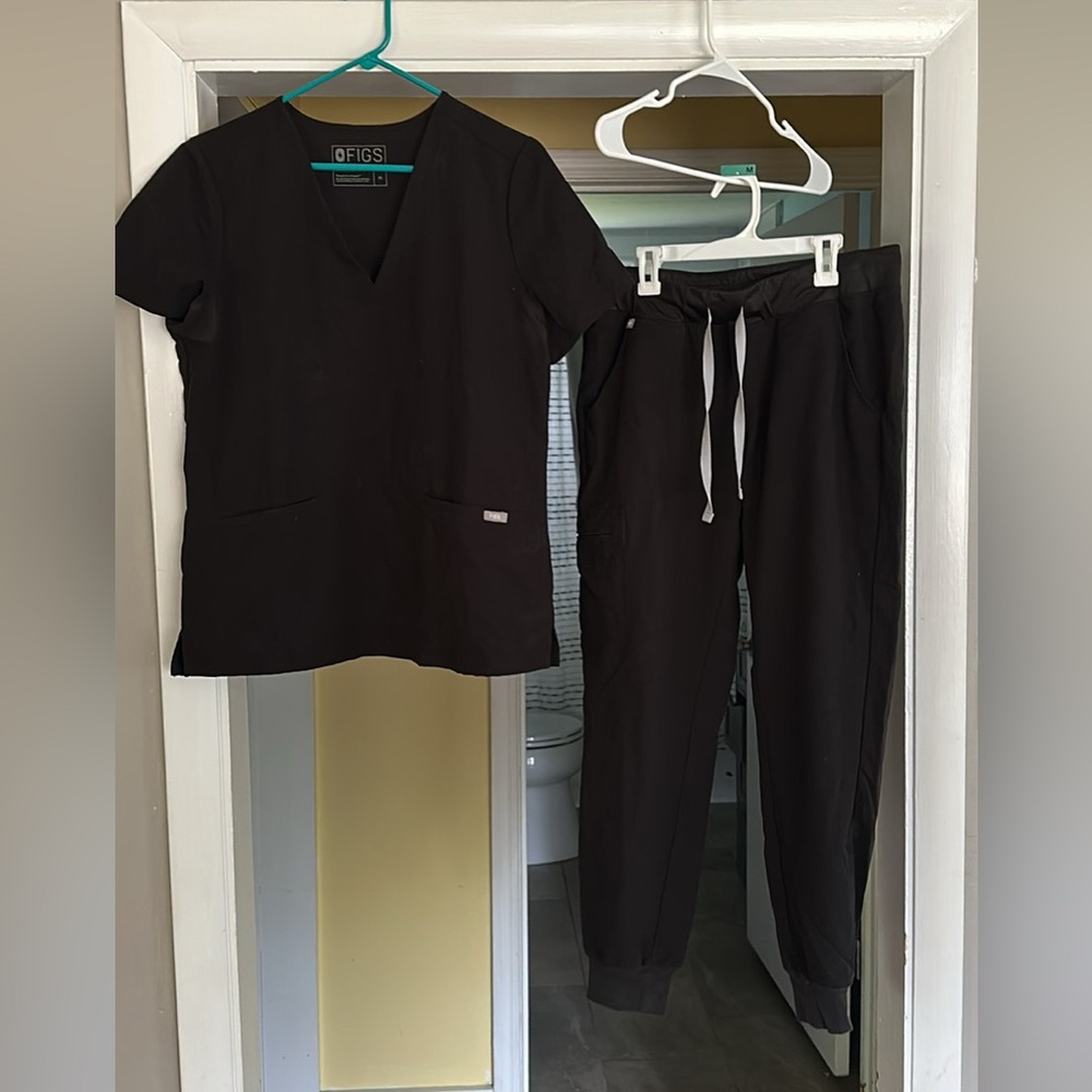Figs Black Scrub Set - image 1